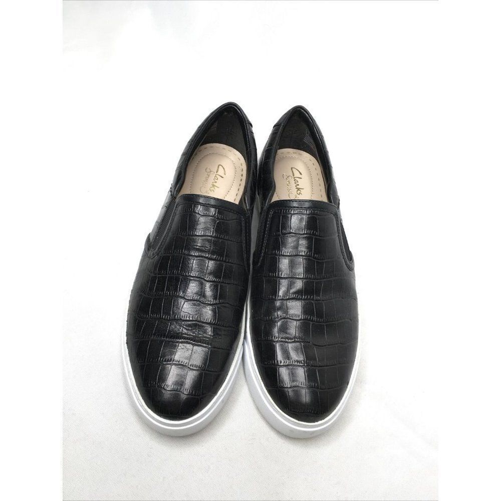 CLARKS Mock Croc Slip On Leather Loafers Womens Black Worn Once US 7.5 EU38 - Picture 2 of 9